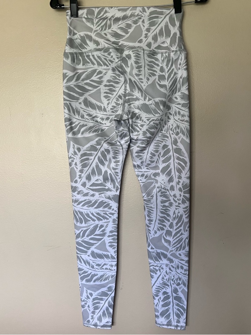 ALO High Waisted Airbrush Leggings Palm Leaf - Picture 3 of 4
